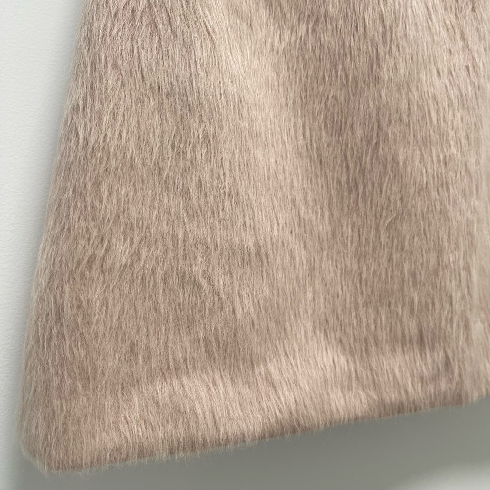 Marc Jacobs Fuzzy Blush Mini Skirt Size X-Small - Picture 4 of 10